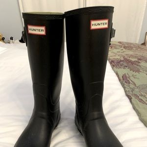 Hunter rain boots